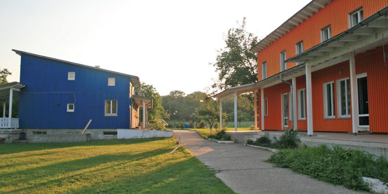 Kehrmaschinen für ein Kinderheim?